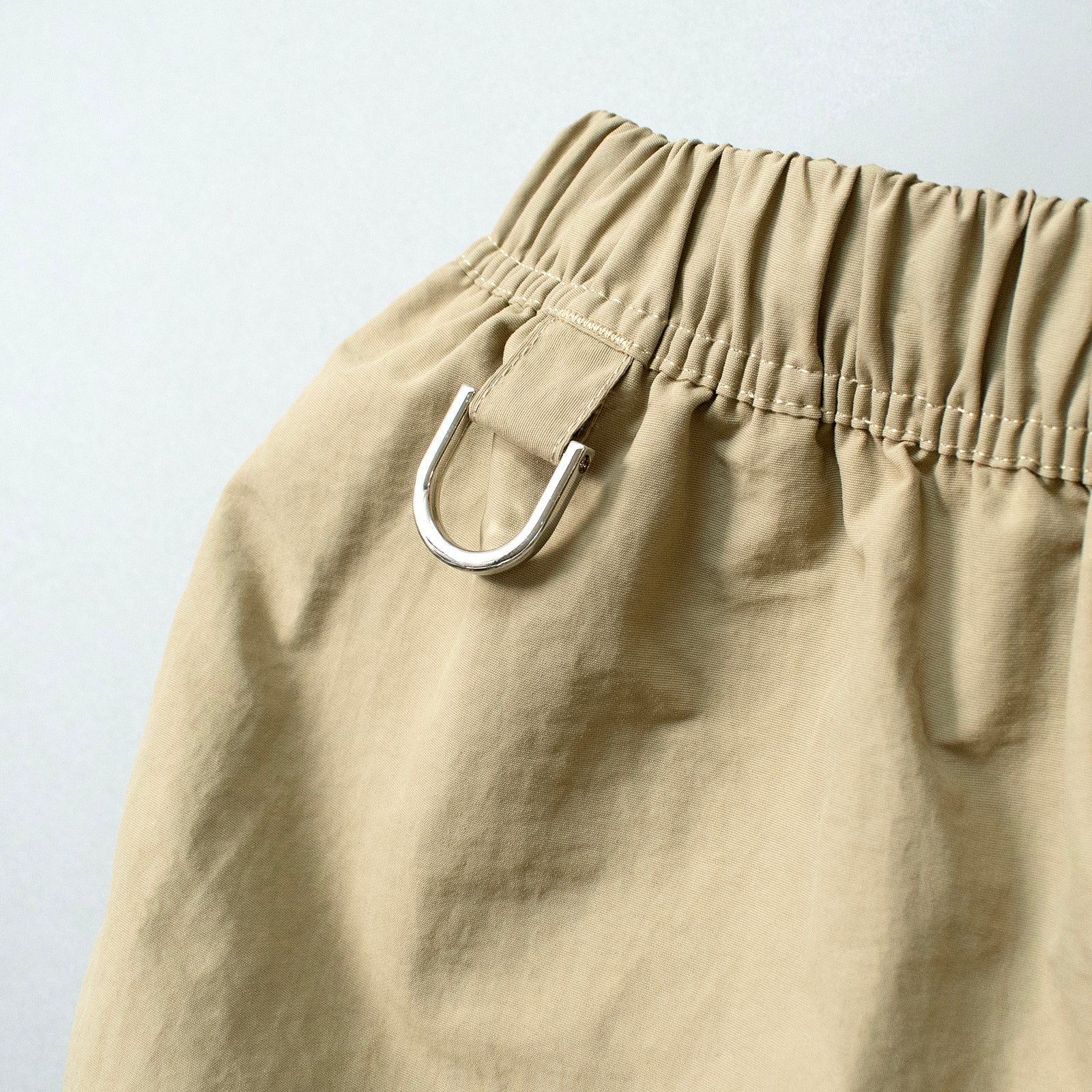 UTILITY NYLON SHORTS #BEIGE